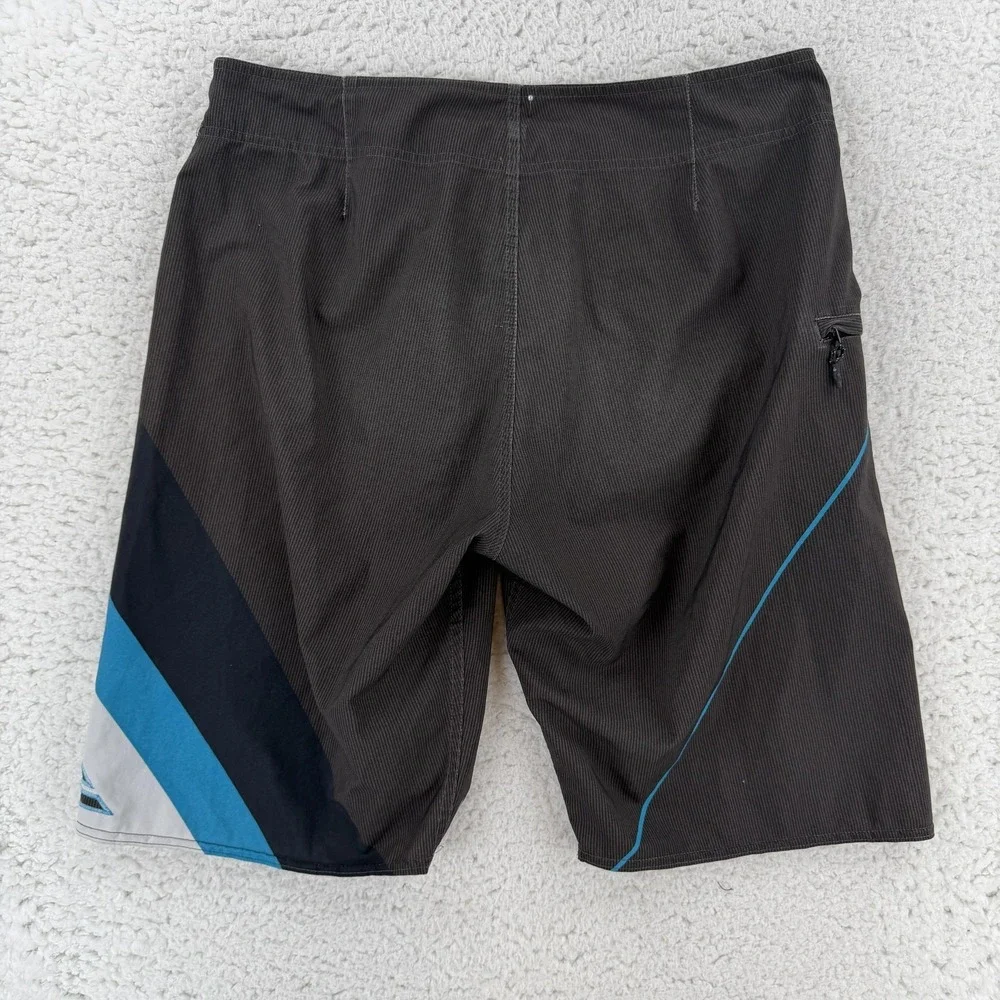 Quiksilver Board Shorts Mens‎ 33 Gray Pinstripe Surf Swim Trunks Graphic Y2K